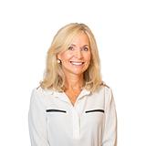 Photo of Laurie DeHaw