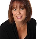 Photo of Dawn Oliveira