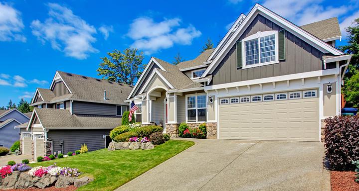 Real estate in Fort Wayne’s Sawmill Woods neighborhood.