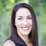 Photo of Nicole Clark