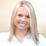 Photo of Deanna Holt