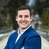 Photo of Luke Holland