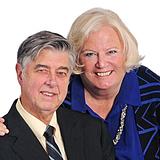 Photo of Susan & Steve Hanson