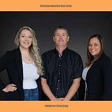 Photo of Kayla Ewing