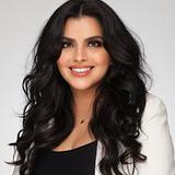 Photo of Elizabeth  Andrews