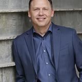 Photo of Lee Griffith