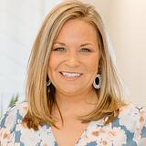 Photo of Melissa Grey