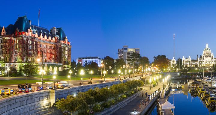Real estate in Victoria’s Fairfield neighborhood.