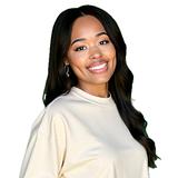 Photo of Alexandra Beard