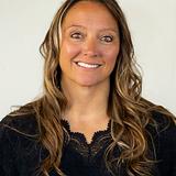 Photo of Sarah McLean