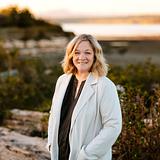 Photo of Lorrie Wellein