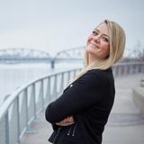 Photo of Michelle Meyers