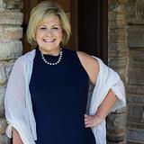 Photo of Shelley Hower