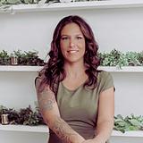 Photo of Nicole Scully