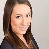 Photo of Lindsay Peters