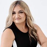 Photo of Carmen Diaz