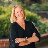 Photo of Lainie Greenberg