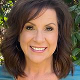 Photo of Kellie Carr