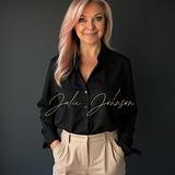 Photo of Julie Johnson