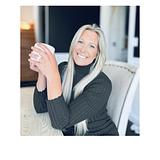 Photo of Jessie Moyer