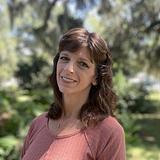 Photo of Julianne Clark