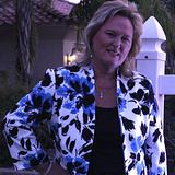 Photo of Shelly Gross