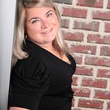 Photo of Carrie Cook