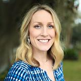 Photo of Lauren Dooley