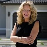 Photo of Nicole Mallard