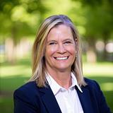 Photo of Julie Holec