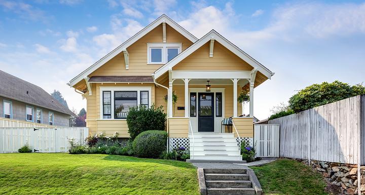 Real estate in Toledo’s Point Place neighborhood.