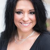 Photo of Natalie Rakoci