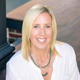 Photo of Lisa Walker