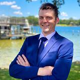 Photo of Ryan Wallace