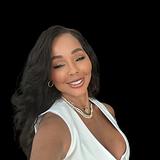 Photo of Kara Staniszewski