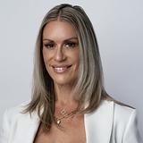 Photo of Jolie Lohmann