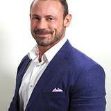 Photo of Shawn Tomich