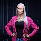 Photo of Kirsten Austin