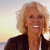 Photo of Lisa Gillette