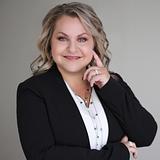 Photo of This Girl Sells Houses Team