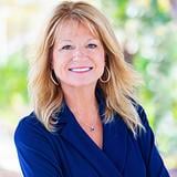 Photo of Lucy Schneider