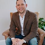 Photo of Derek Hicks