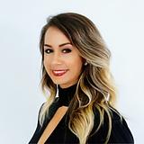 Photo of Stephanie Sterk