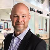 Photo of Tracey Todd