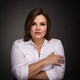 Photo of Carie Averill