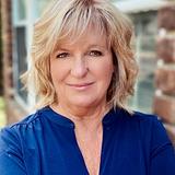 Photo of Suzanne Bavaro