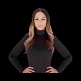 Photo of Stefanie Winstan