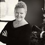 Photo of Lori Haffarnan