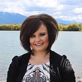 Photo of Amber Isbell