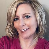 Photo of Laurie Richards